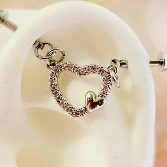 Heart industrial barbell flexible w clear cubic zirconia and cone ends - Picture 5 of 5